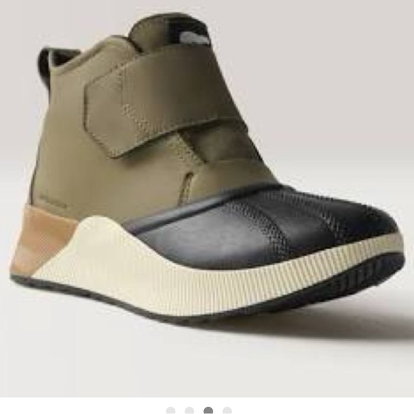 NEW! Women’s Sorel Out n About III Classic Strap Olive/Black Ankle Boots Size 12 - Picture 3 of 4